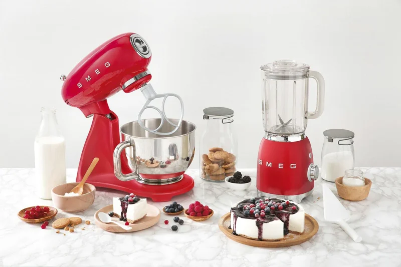 Smeg BLF01RDEU Retro 800 W Smoothie Kırmızı Blender - Görsel 2